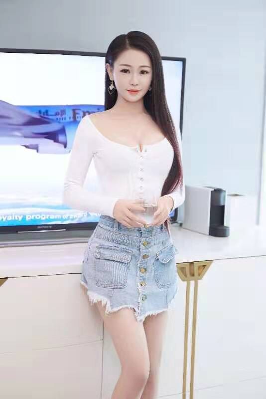 小姐姐的大长腿真是让人叫绝